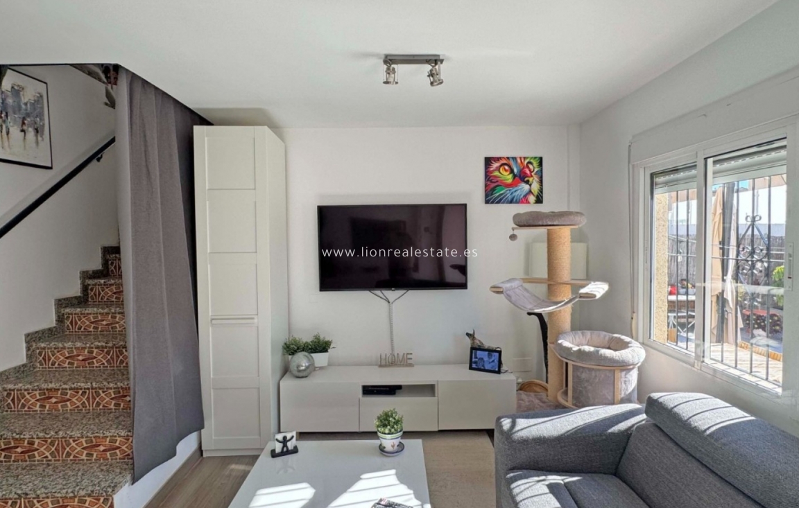 Resale - Town House - Orihuela Costa - Villamartín