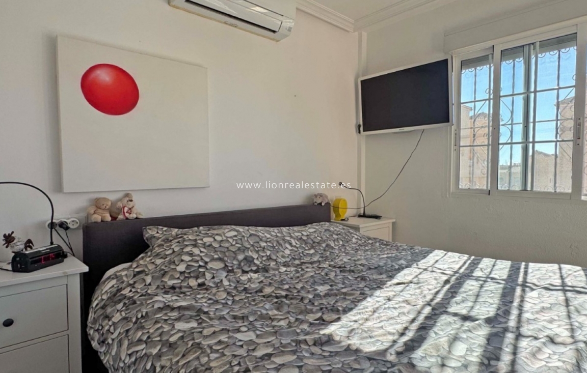Resale - Town House - Orihuela Costa - Villamartín