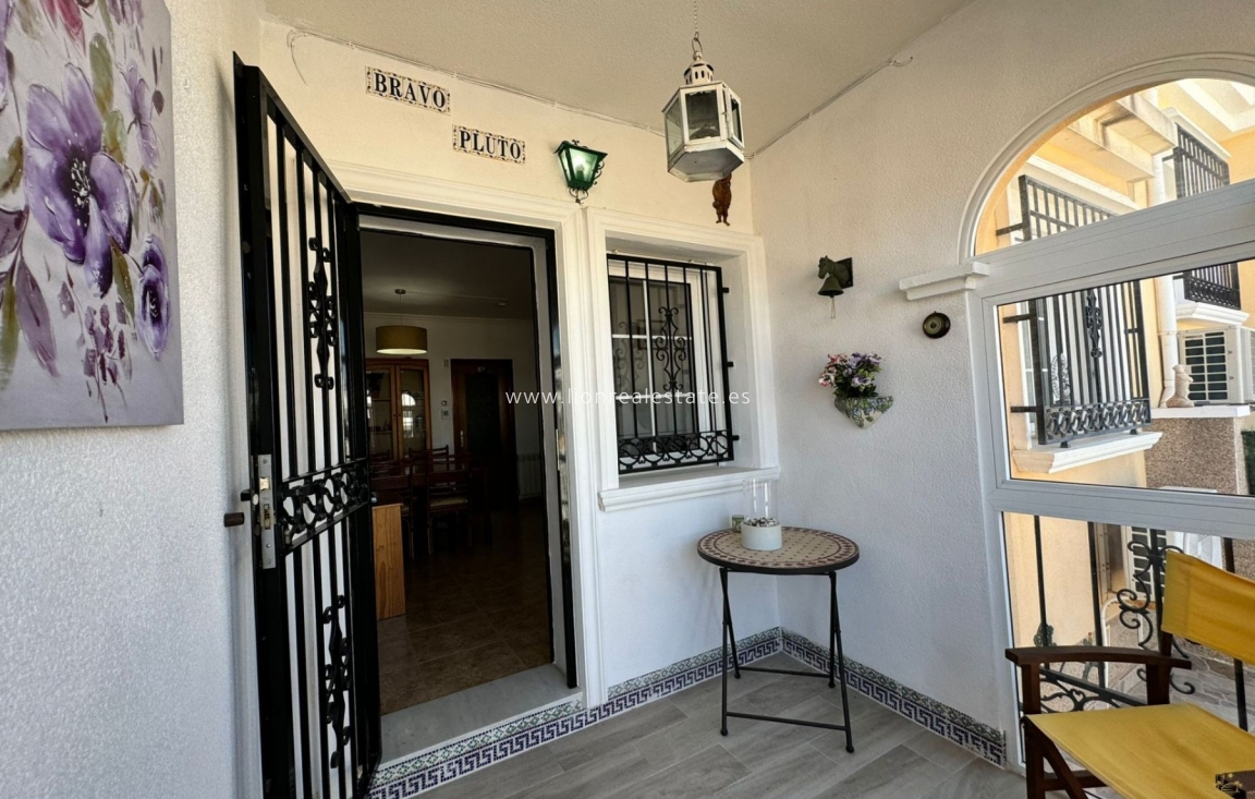 Resale - Town House - Orihuela Costa - Villamartín