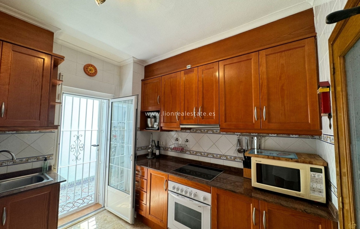 Resale - Town House - Orihuela Costa - Villamartín