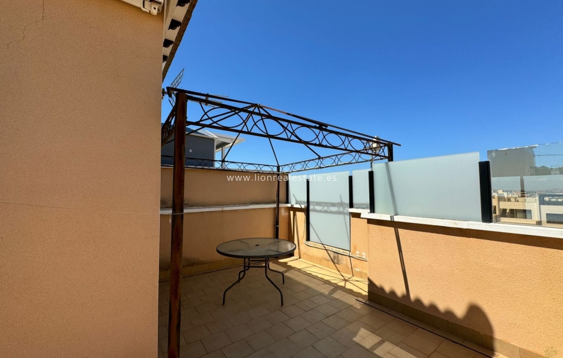 Resale - Town House - Orihuela Costa - Villamartín