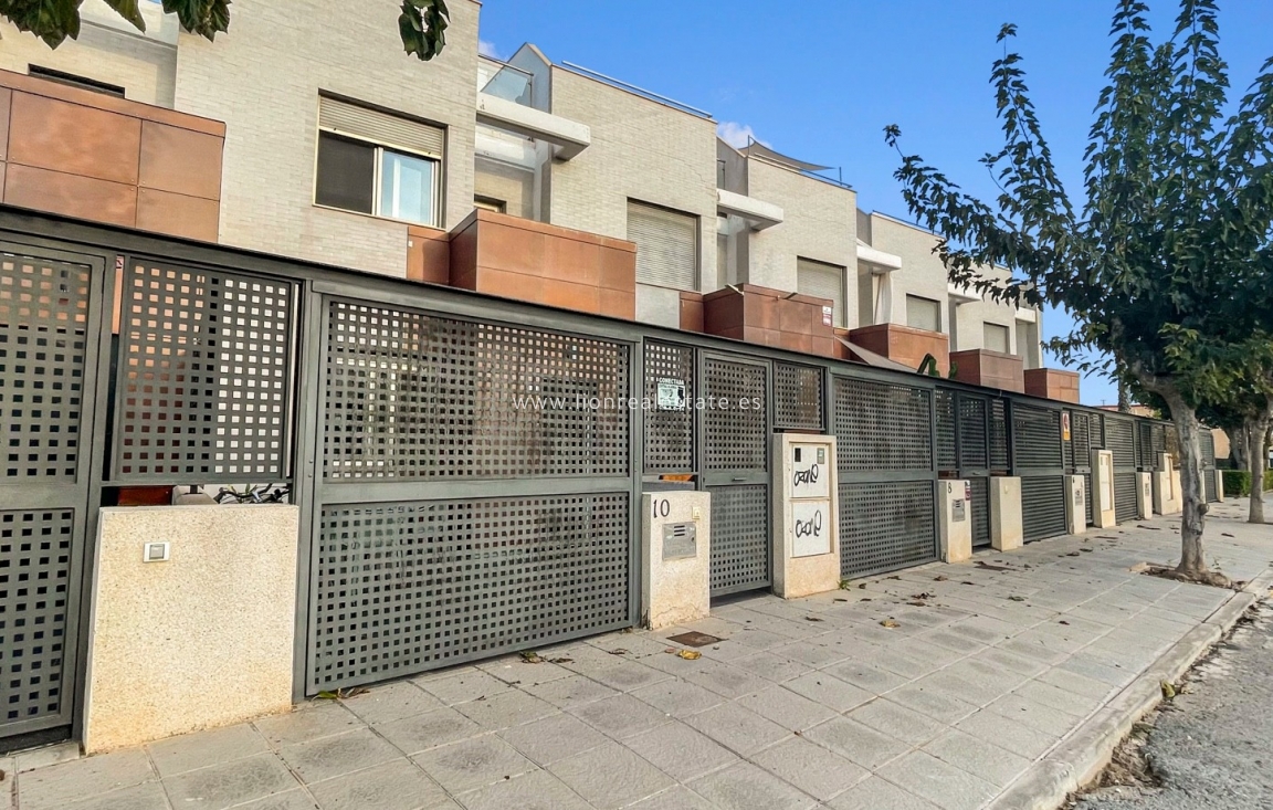 Resale - Town House - Pilar de la Horadada - El Mojón