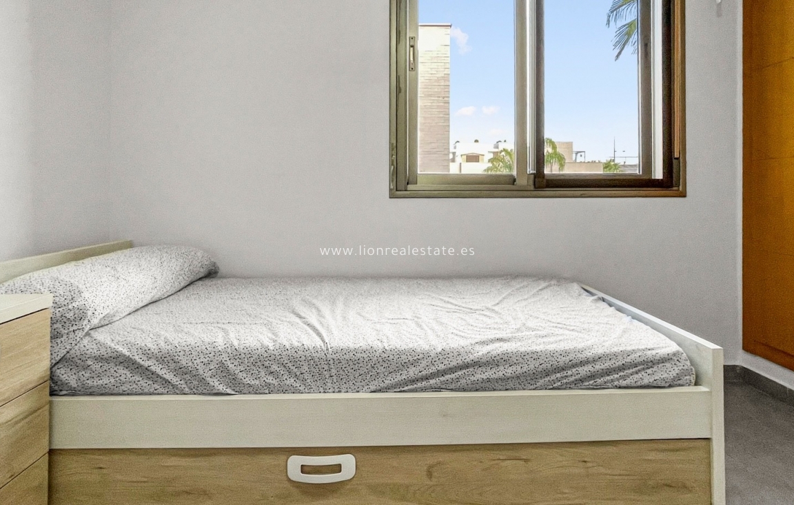 Resale - Town House - Pilar de la Horadada - El Mojón