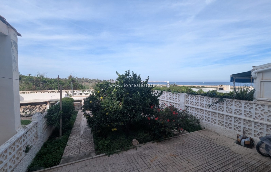 Resale - Town House - Punta Prima