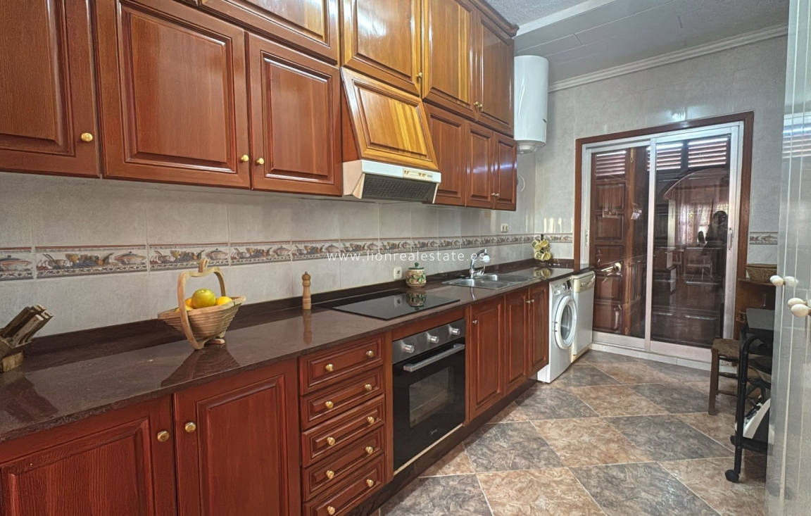 Resale - Town House - Punta Prima