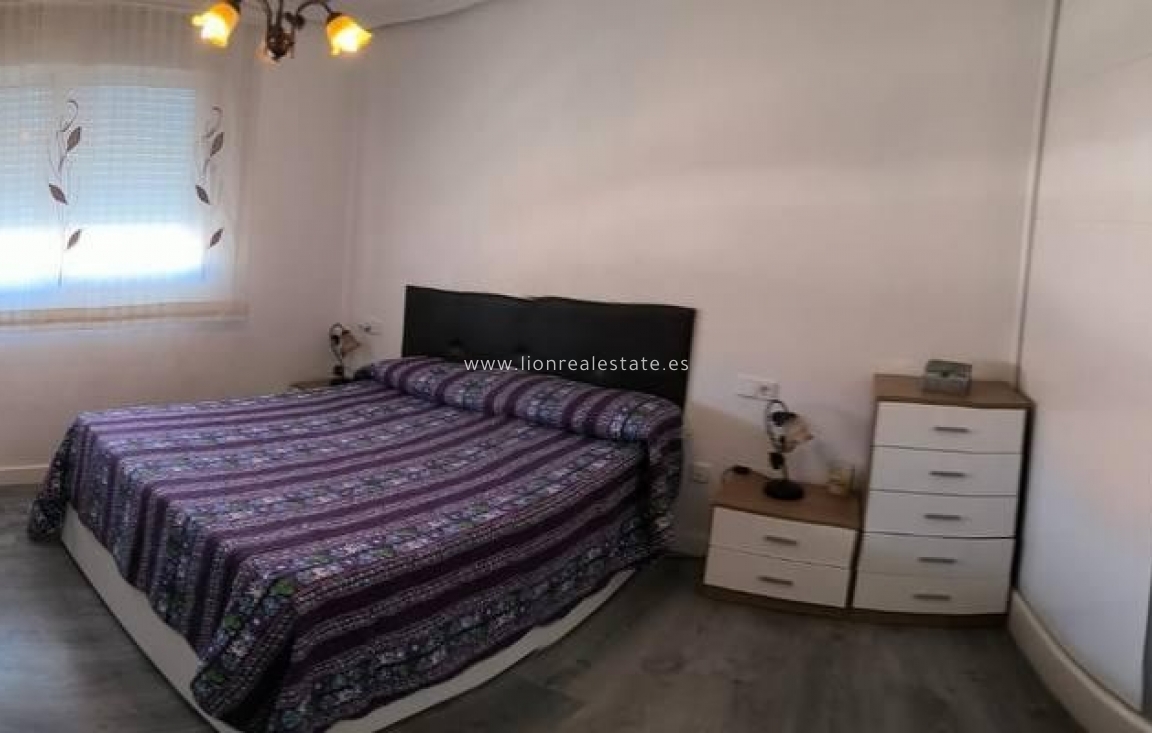 Resale - Town House - San Javier