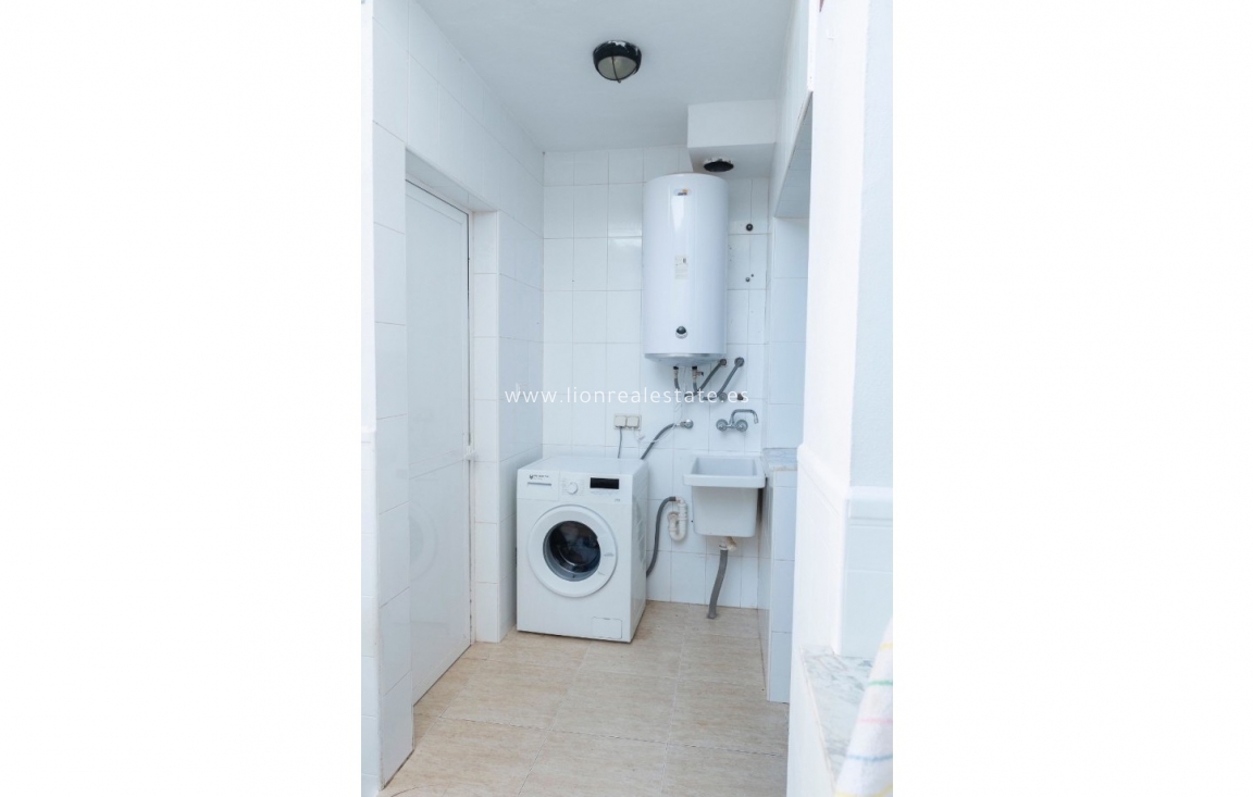 Resale - Town House - San Javier