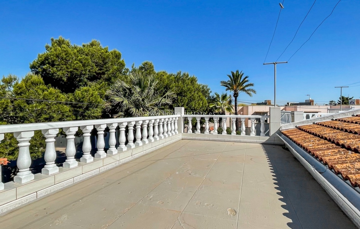 Resale - Town House - Torrevieja - La Siesta - El Salado -  Torreta