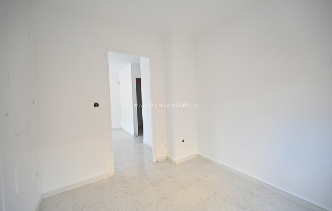 Resale - Town House - Torrevieja - La Siesta