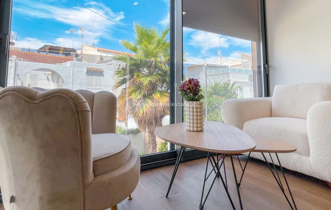 Resale - Town House - Torrevieja - Nueva Torrevieja - Aguas Nuevas