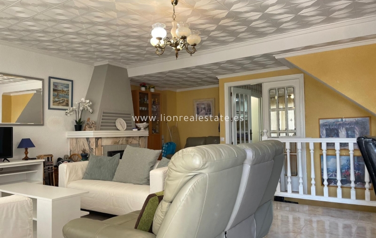 Resale - Town House - Torrevieja - Punta Prima