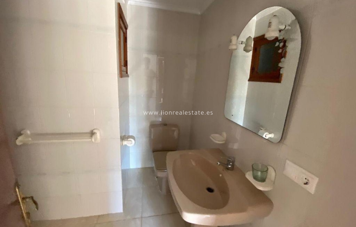 Resale - Town House - Torrevieja - Punta Prima