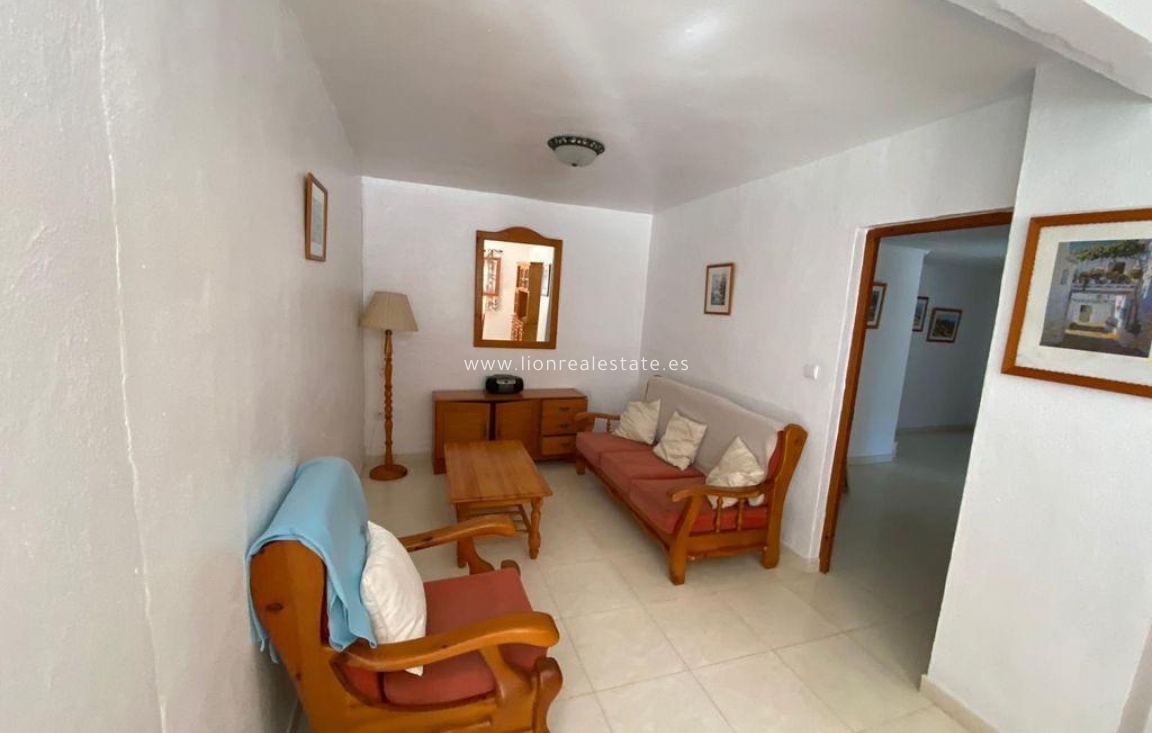 Resale - Town House - Torrevieja - Punta Prima