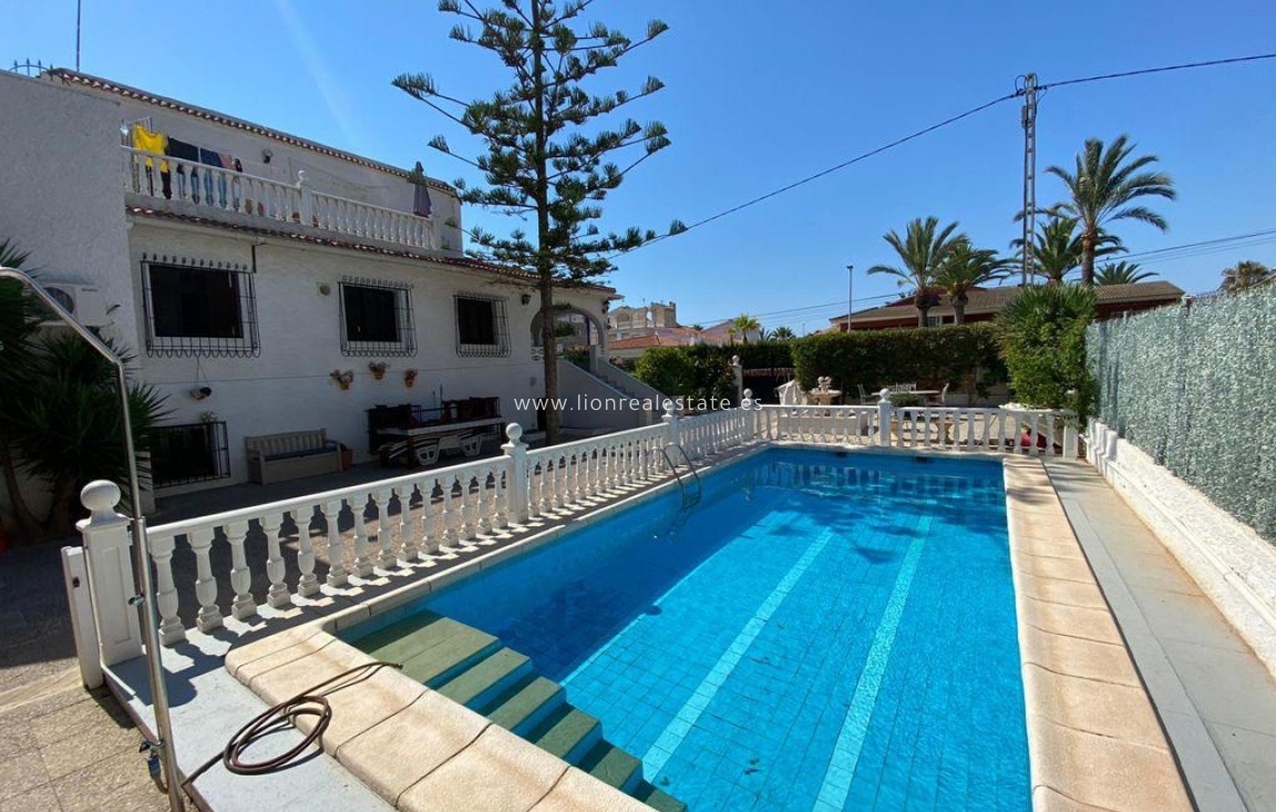 Resale - Town House - Torrevieja - Punta Prima