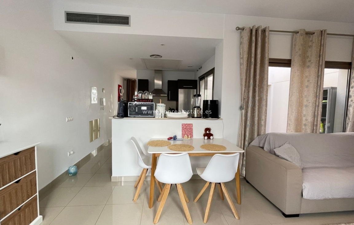 Resale - Town House - Torrevieja - Punta Prima