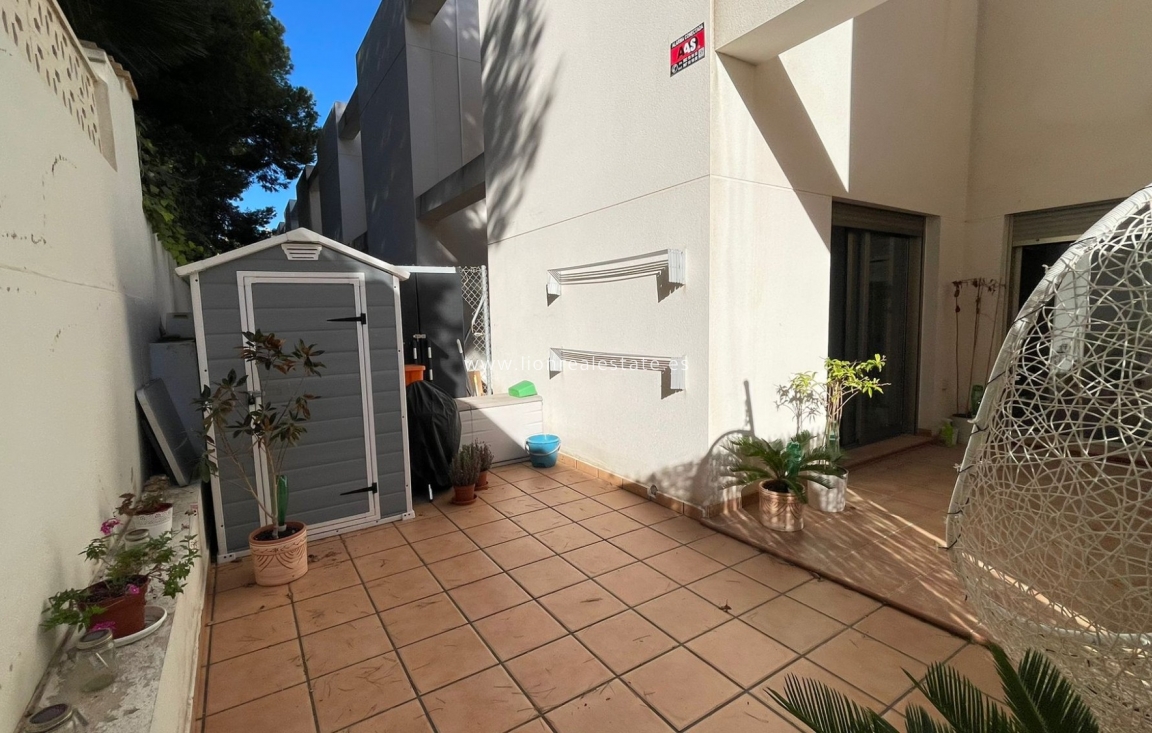 Resale - Town House - Torrevieja - Punta Prima