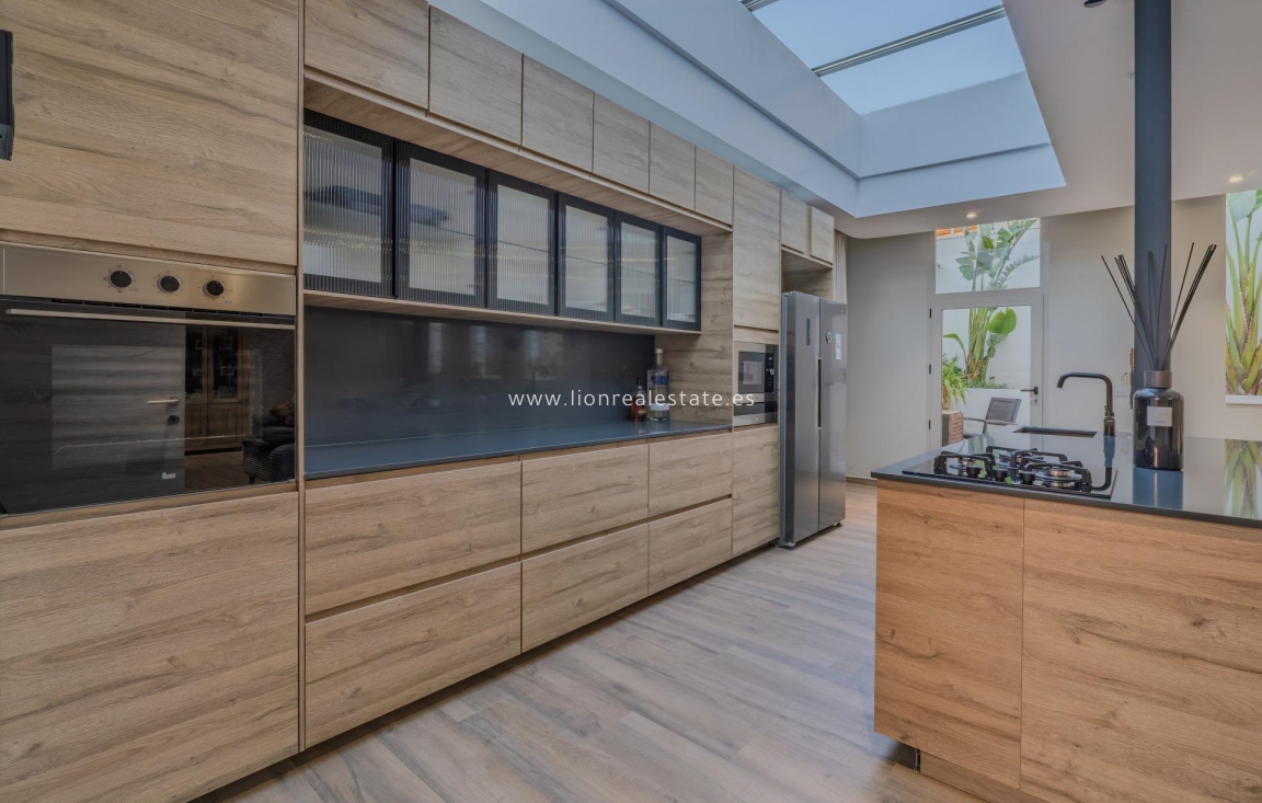 Resale - Villa - Benijofar - Residencial benimar