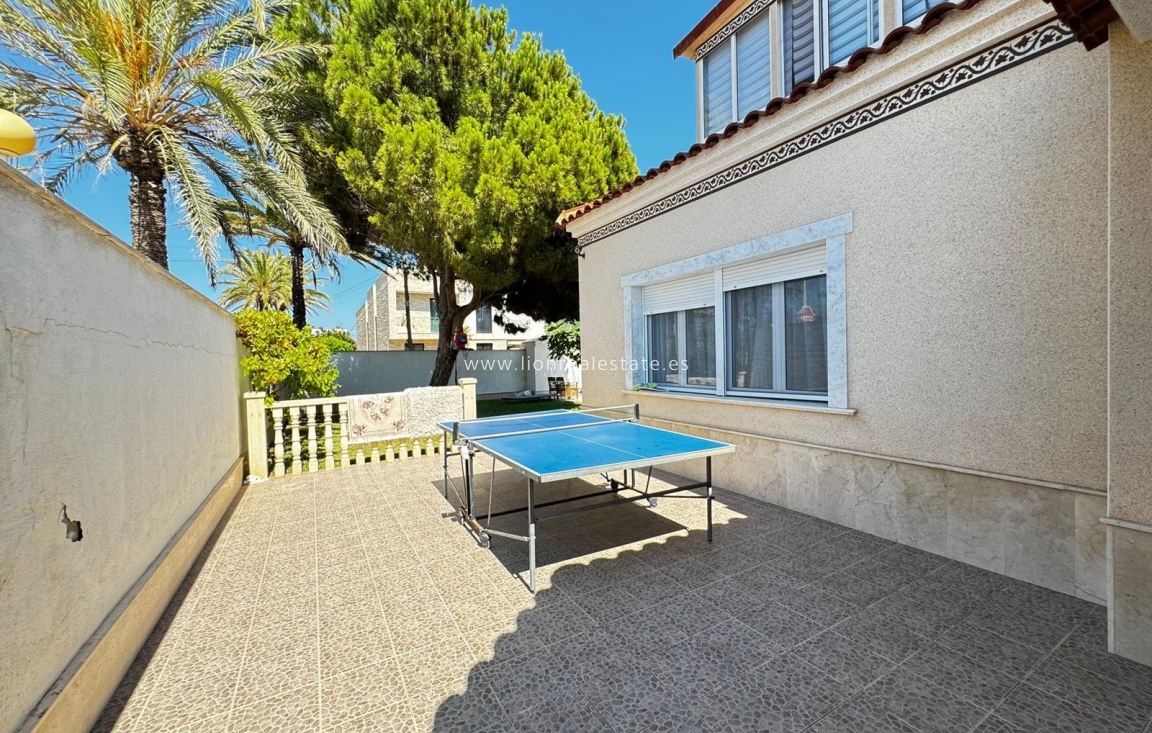 Resale - Villa - Orihuela Costa - Cabo Roig