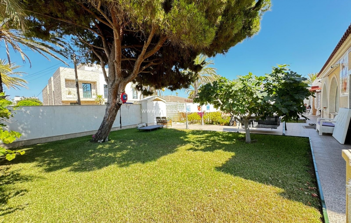 Resale - Villa - Orihuela Costa - Cabo Roig