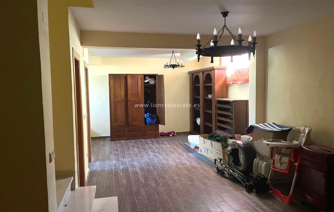 Resale - Villa - Orihuela Costa - PAU 26