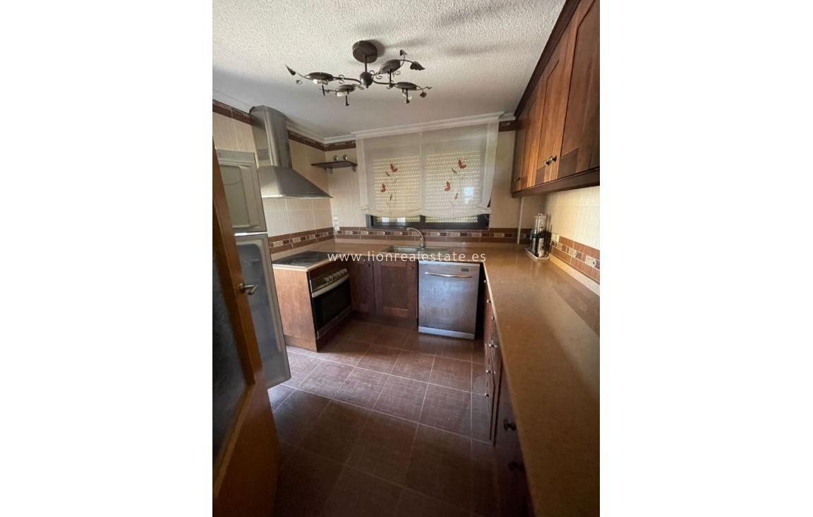 Resale - Villa - Orihuela Costa - PAU 26