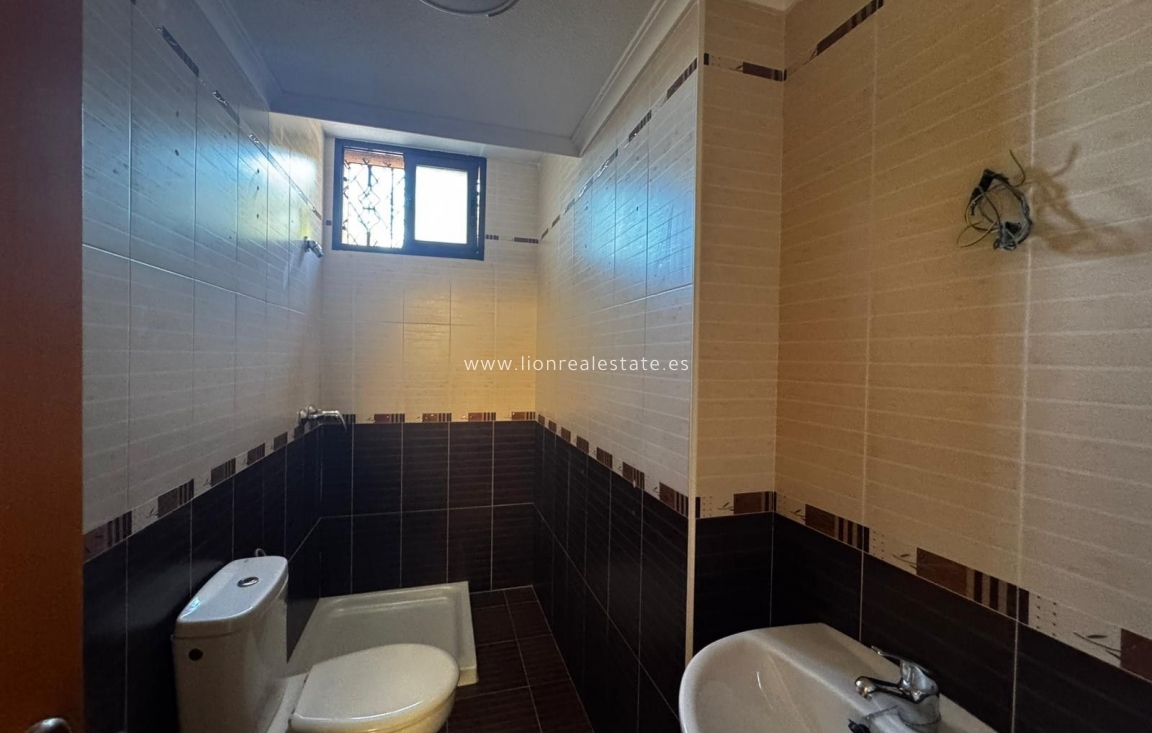 Resale - Villa - Orihuela Costa - PAU 26