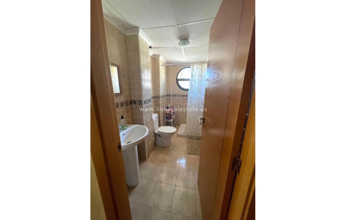 Resale - Villa - Orihuela Costa - PAU 8