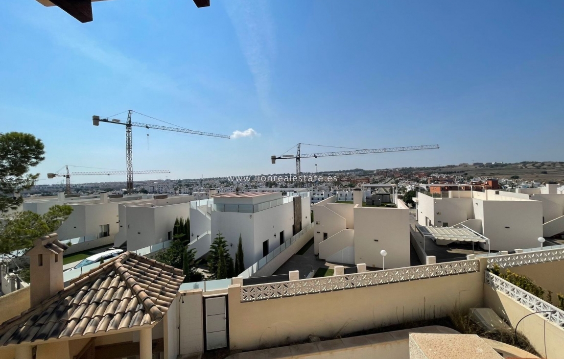 Resale - Villa - Orihuela Costa - PAU 8