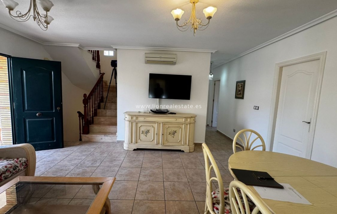 Resale - Villa - Orihuela Costa - PAU 8