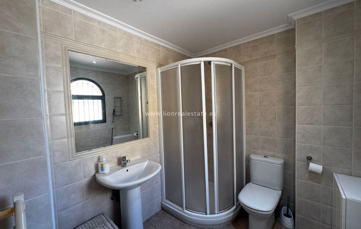 Resale - Villa - Orihuela Costa - PAU 8