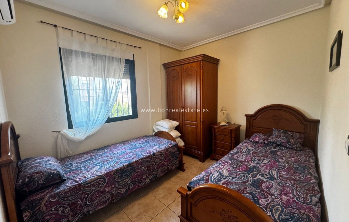 Resale - Villa - Orihuela Costa - PAU 8