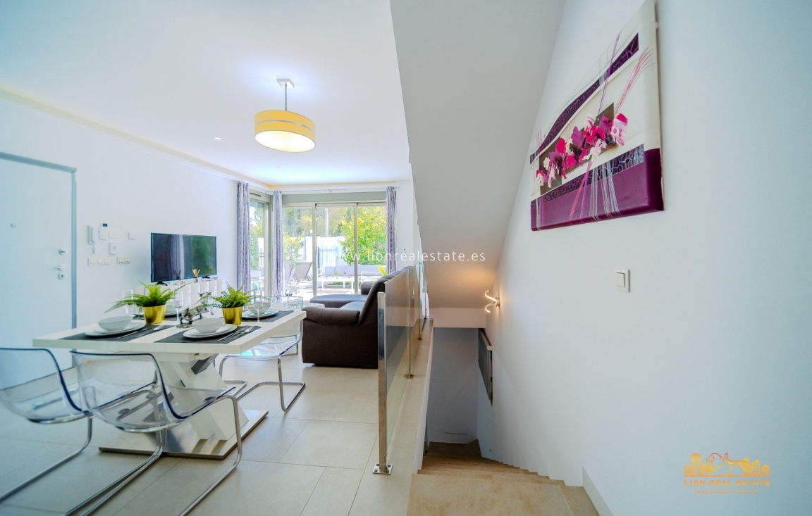 Resale - Villa - Orihuela Costa - PAU 8