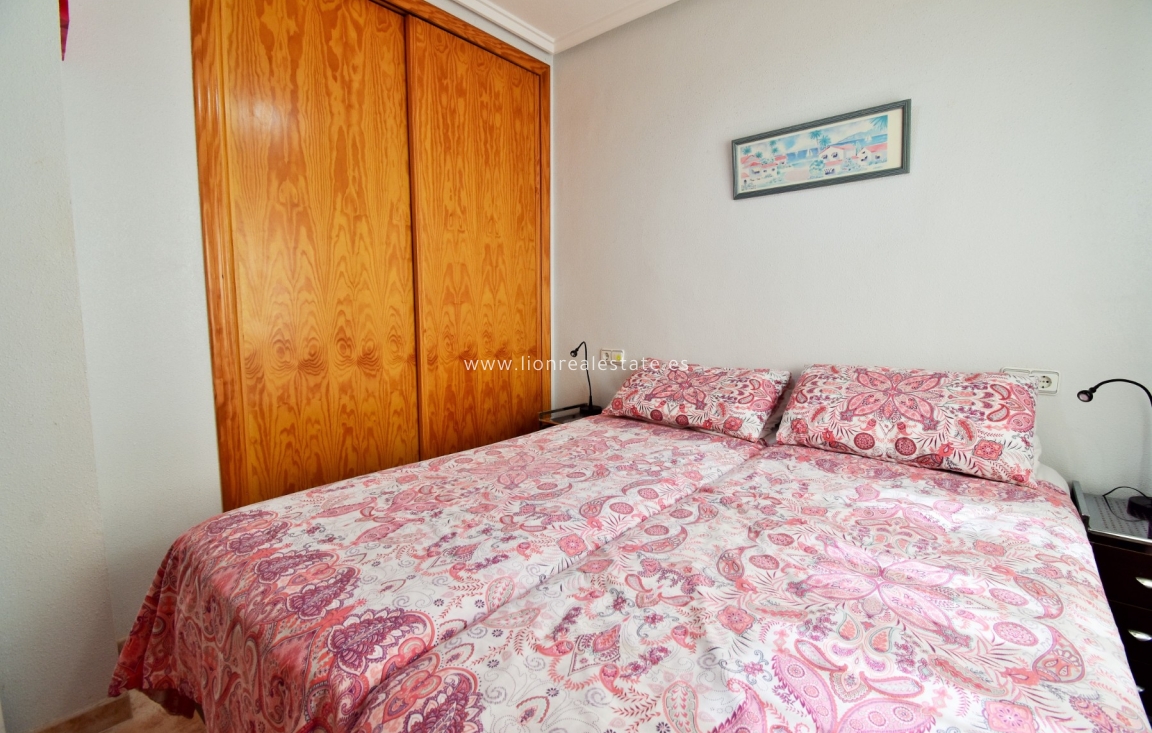 Resale - Villa - Orihuela Costa - Playa Flamenca