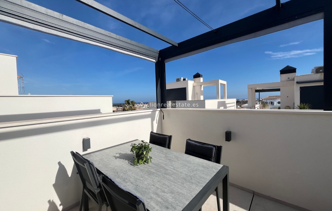 Resale - Villa - Orihuela Costa - Punta Prima