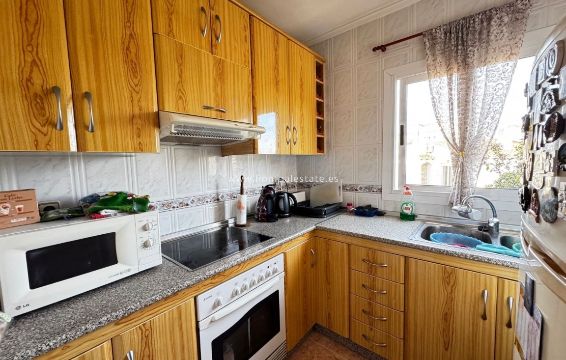 Resale - Villa - Orihuela Costa - Rocio del Mar