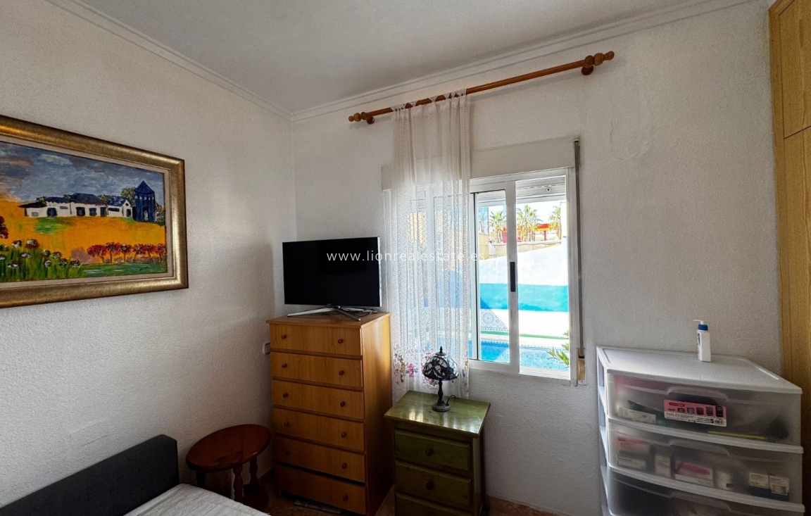 Resale - Villa - Orihuela Costa - Rocio del Mar