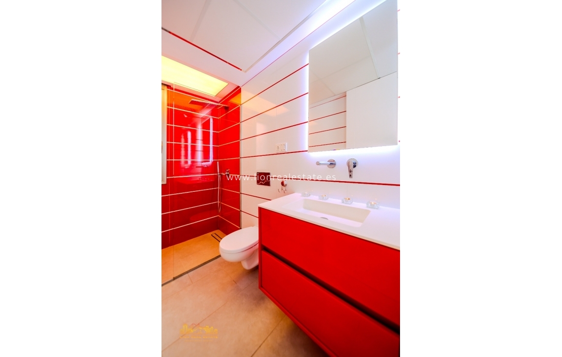 Resale - Villa - Orihuela Costa - Villamartín