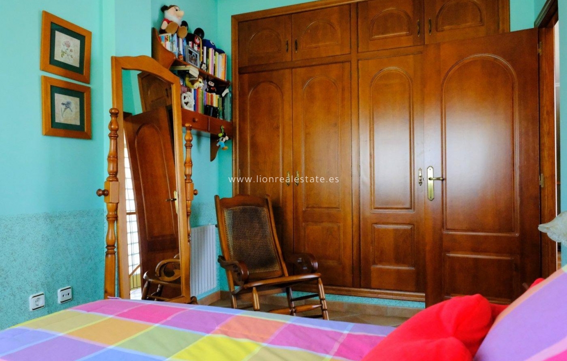 Resale - Villa - Orihuela - Desamparados-Hurchillo-Torremendo