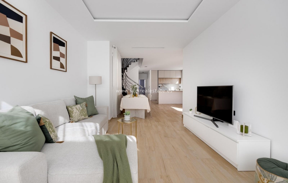 Resale - Villa - Torrevieja - Aguas Nuevas