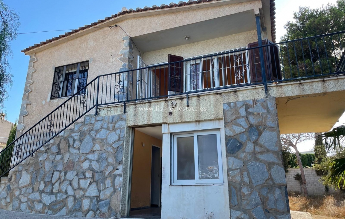 Resale - Villa - Torrevieja - Los Balcones - Los Altos del Edén