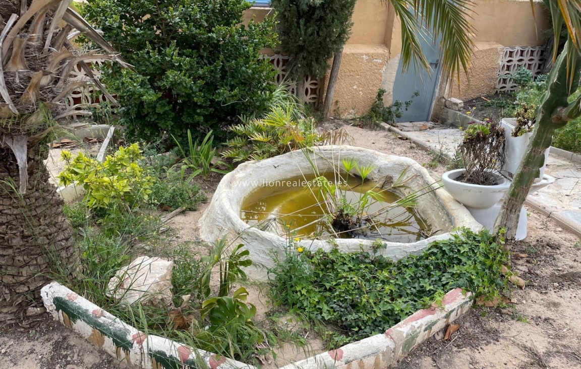 Resale - Villa - Torrevieja - Los Balcones - Los Altos del Edén