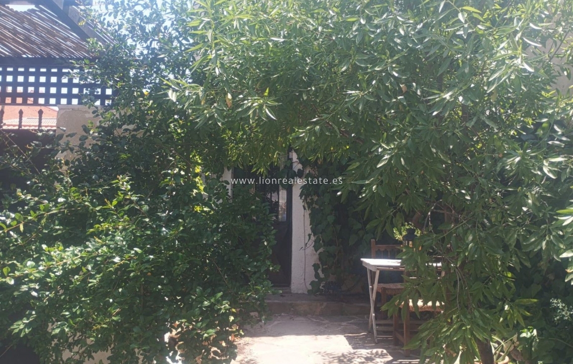 Resale - Villa - Valencia - Sant Francesc