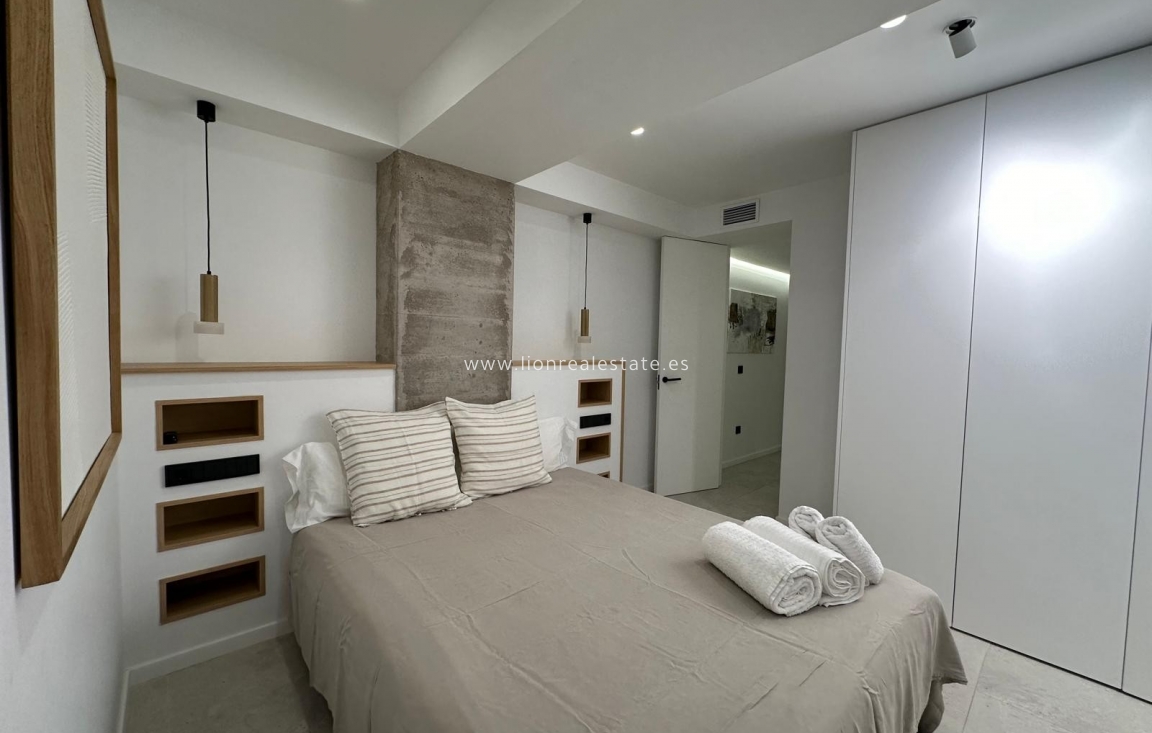 Reventa - Apartamento / piso - Alicante - Center