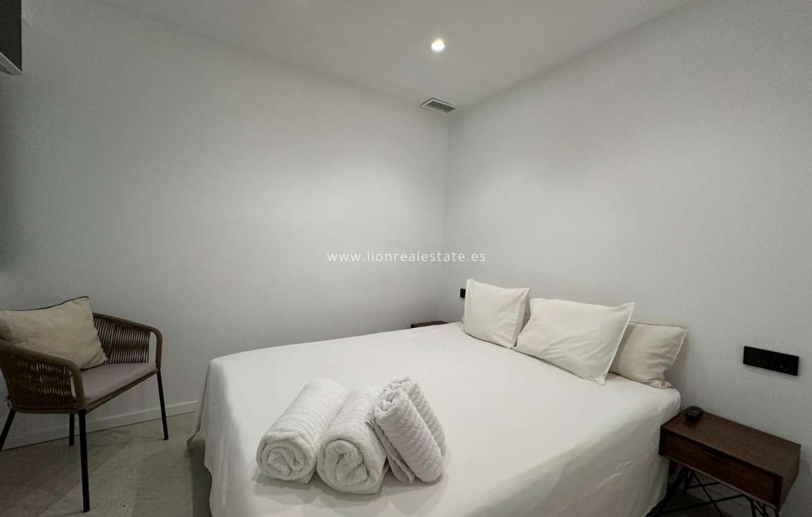 Reventa - Apartamento / piso - Alicante - Center