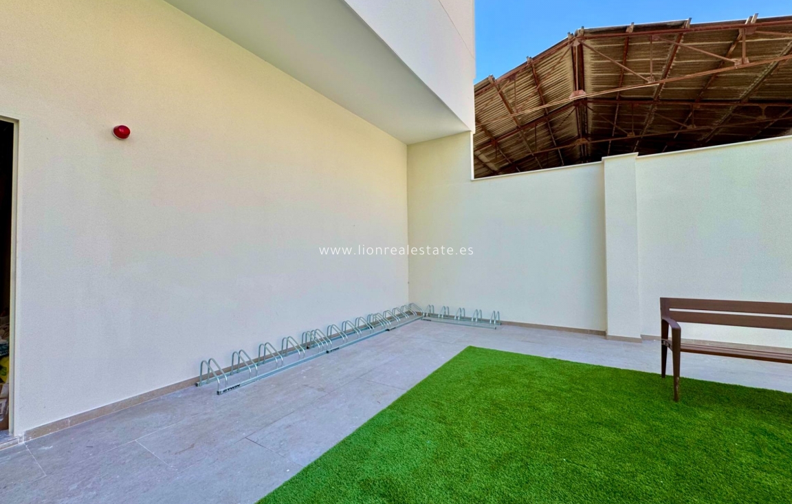 Reventa - Apartamento / piso - Alicante - La Florida
