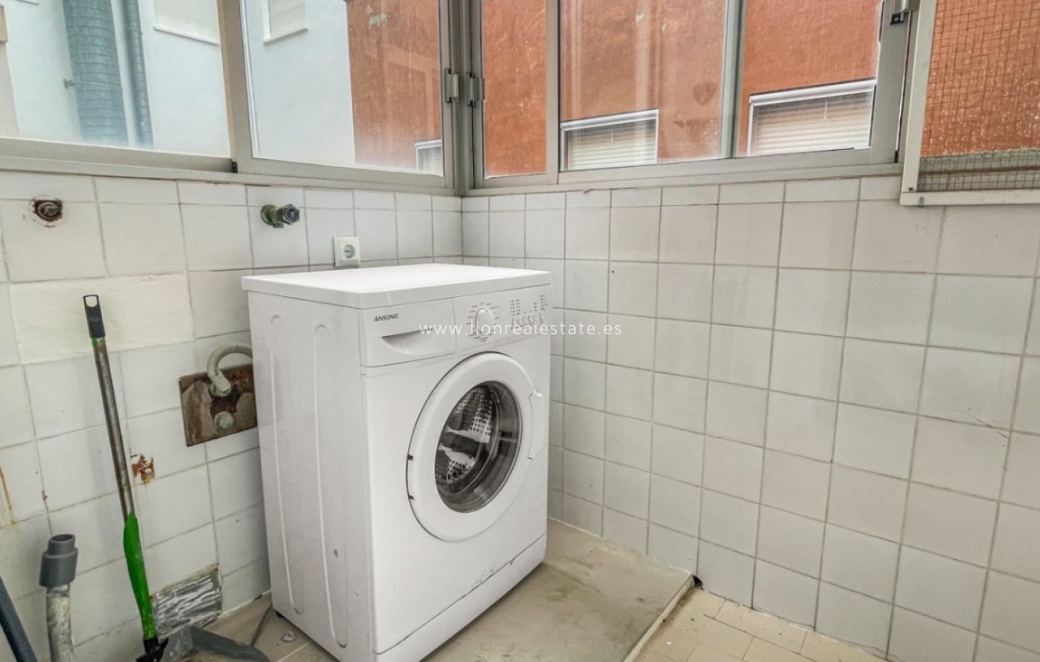 Reventa - Apartamento / piso - Guardamar del Segura - Pueblo