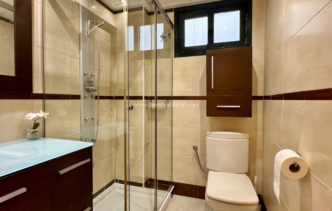 Reventa - Apartamento / piso - Guardamar del Segura