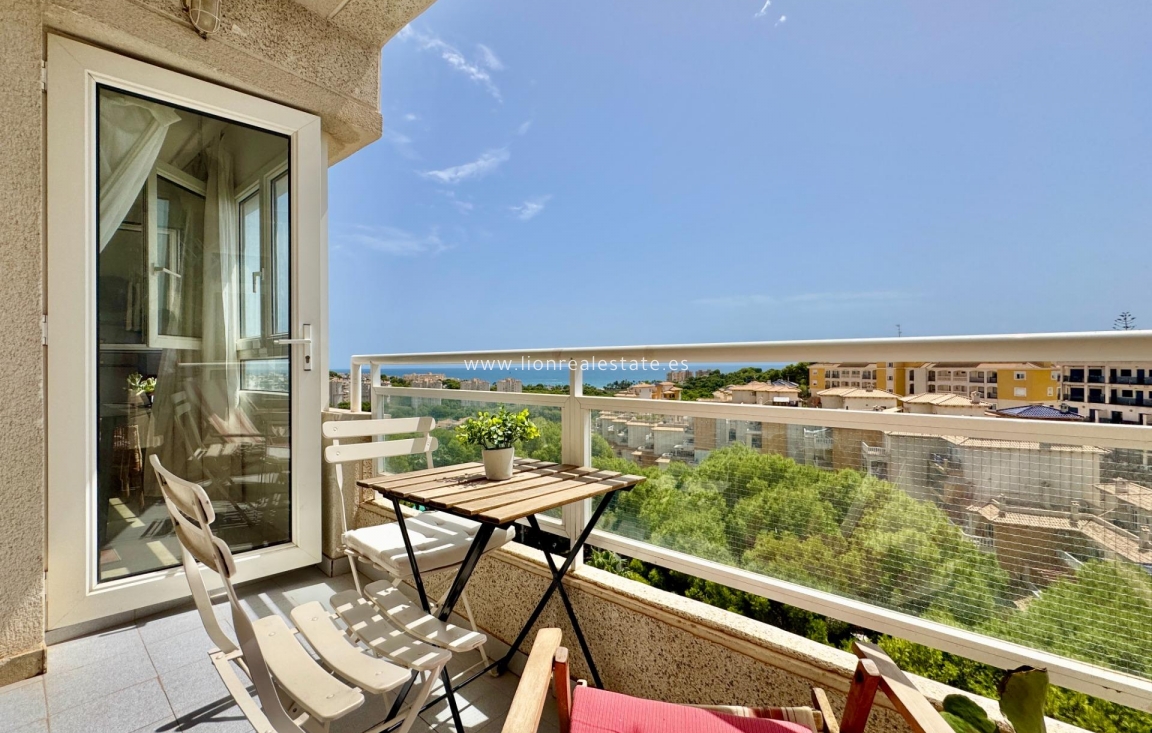 Reventa - Apartamento / piso - Orihuela Costa - Altos de Campoamor