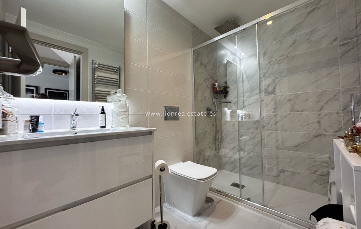 Reventa - Apartamento / piso - Orihuela Costa - La Zenia