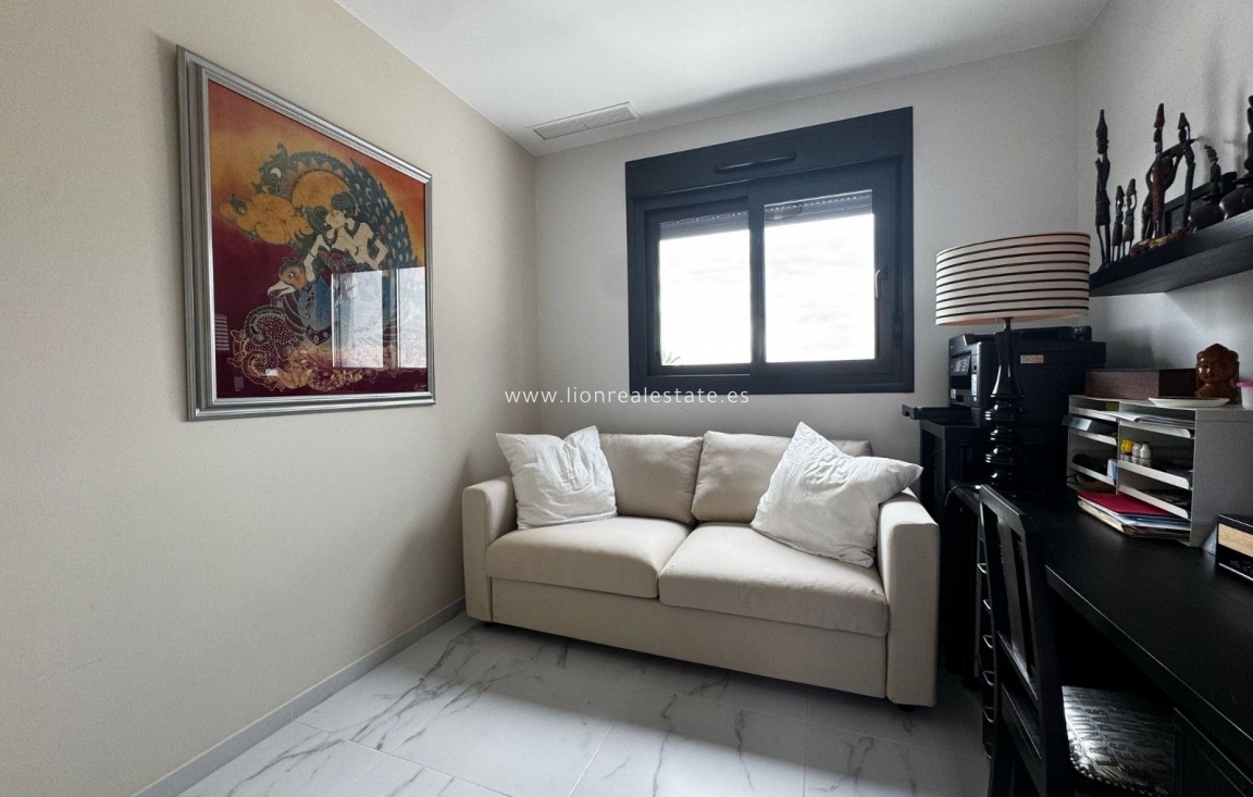 Reventa - Apartamento / piso - Orihuela Costa - La Zenia